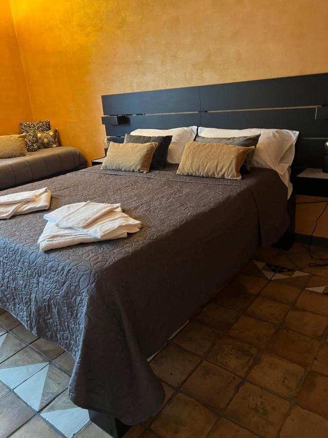 Marieta Rooms Sarzana Εξωτερικό φωτογραφία