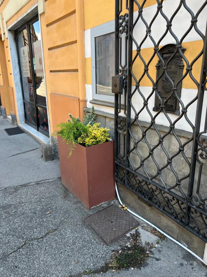 Marieta Rooms Sarzana Εξωτερικό φωτογραφία