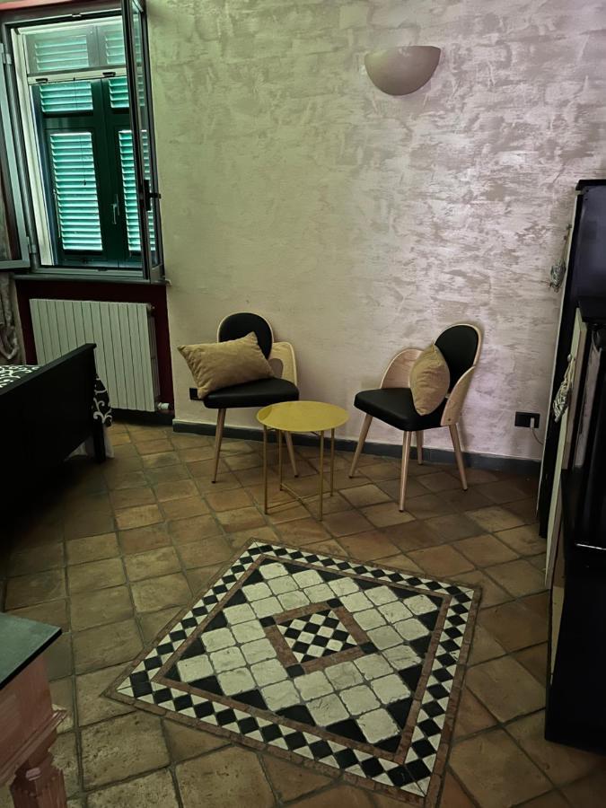Marieta Rooms Sarzana Εξωτερικό φωτογραφία
