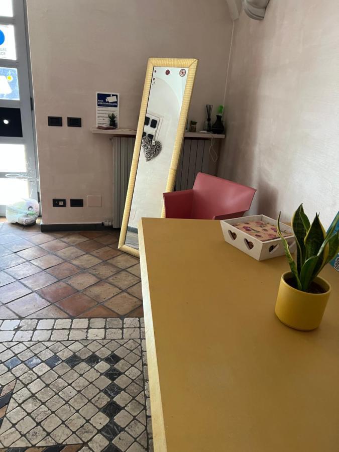 Marieta Rooms Sarzana Εξωτερικό φωτογραφία