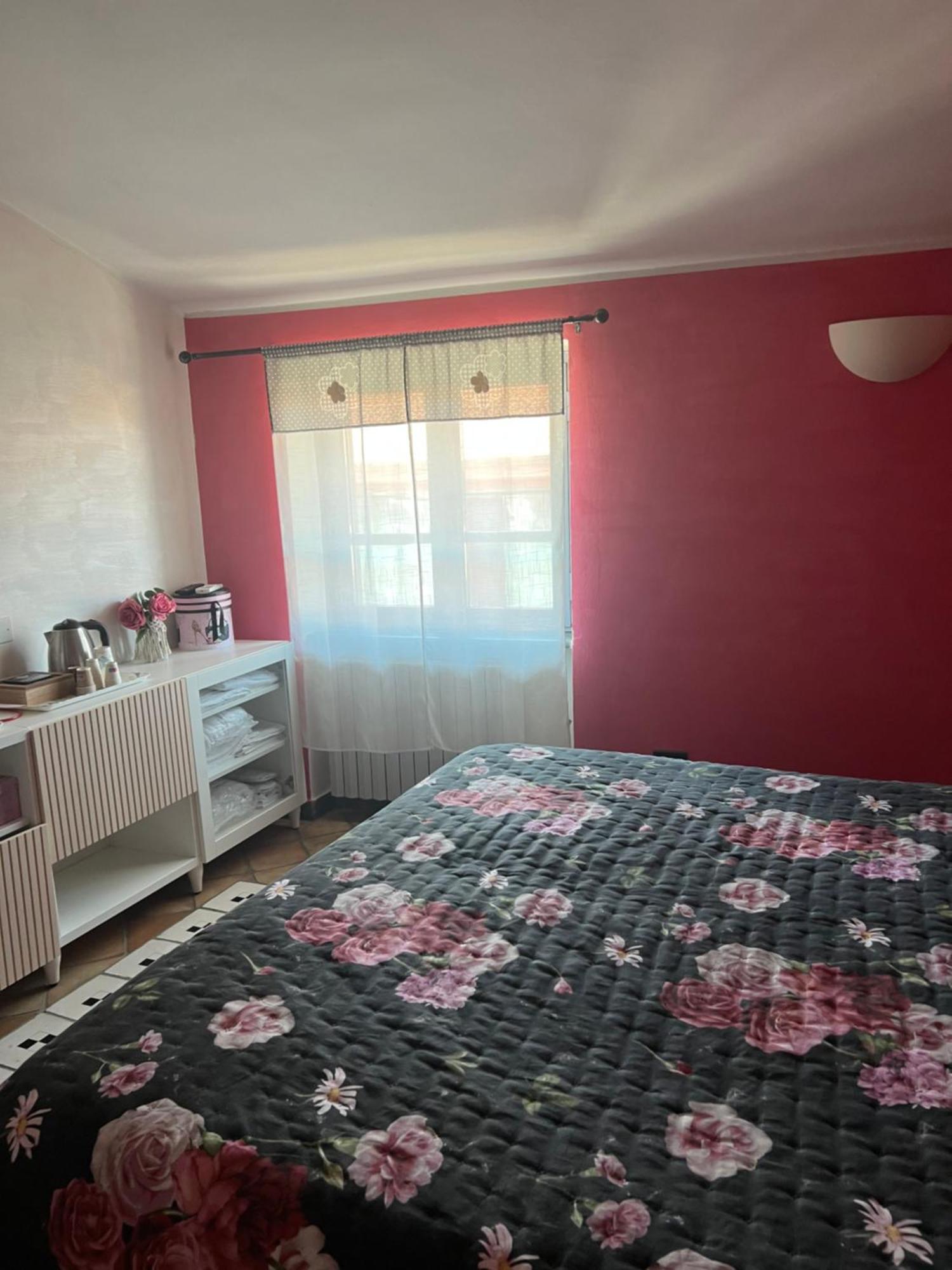 Marieta Rooms Sarzana Εξωτερικό φωτογραφία